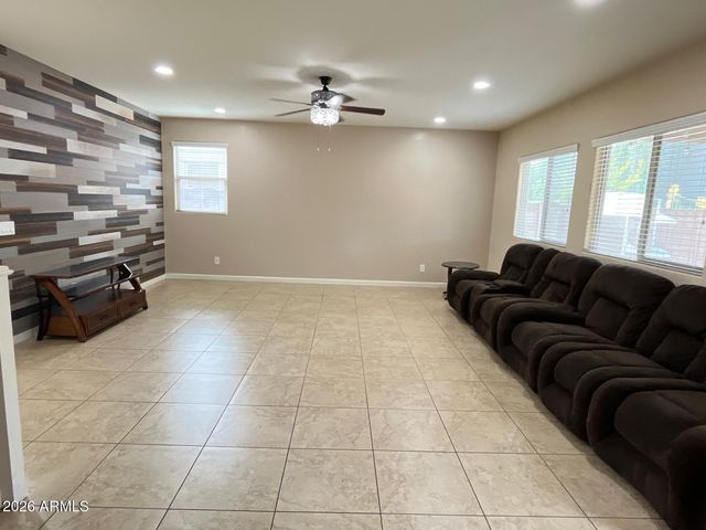 7540 W MARCONI Avenue, Peoria, AZ 85382
