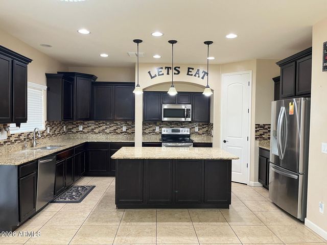 7540 W MARCONI Avenue, Peoria, AZ 85382