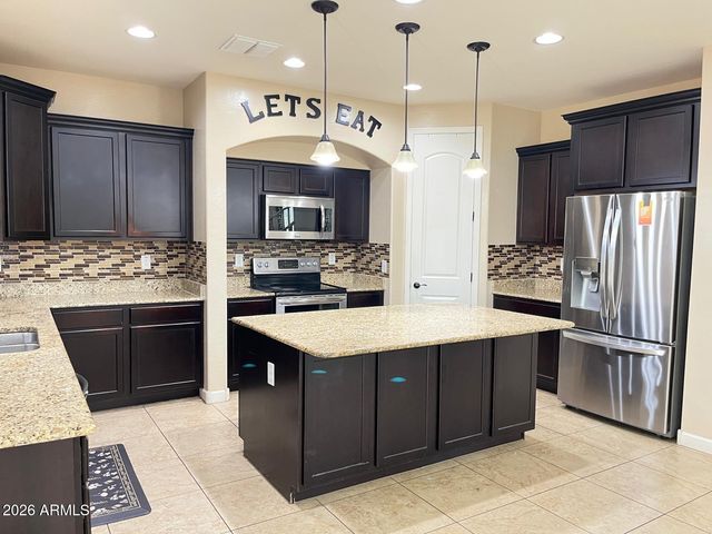 7540 W MARCONI Avenue, Peoria, AZ 85382