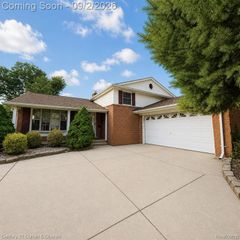 4580 Parkside Boulevard, Allen Park, MI 48101