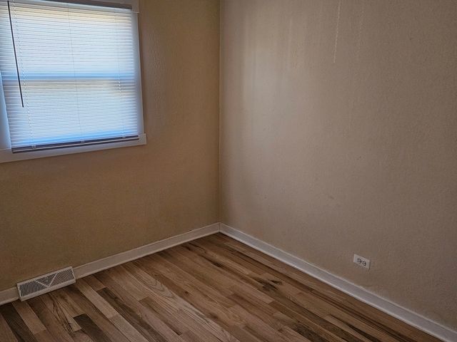 15229 HONORE Avenue, Harvey, IL 60426