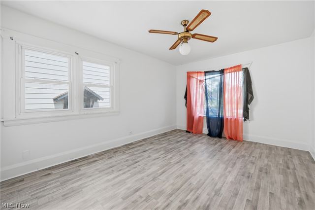 727 W Laclede Avenue, Youngstown, OH 44511