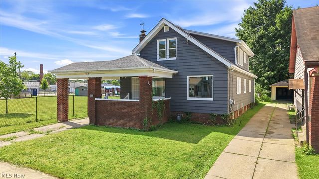 727 W Laclede Avenue, Youngstown, OH 44511