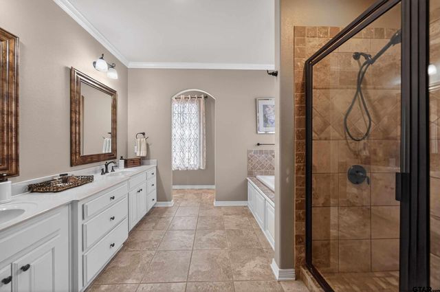 20857 Lakeview DR., Flint, TX 75762