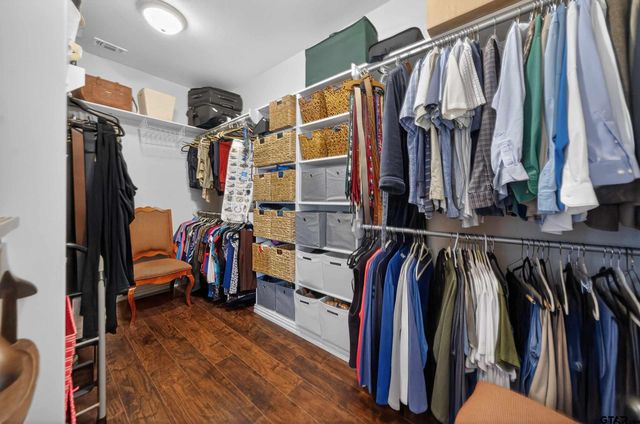 20857 Lakeview DR., Flint, TX 75762