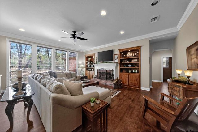 20857 Lakeview DR., Flint, TX 75762