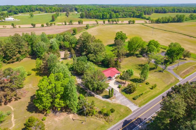 5280 Highway 100, W, Decaturville, TN 38329