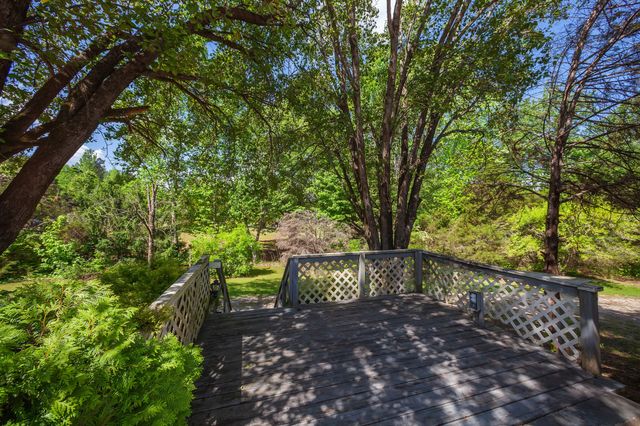 5280 Highway 100, W, Decaturville, TN 38329