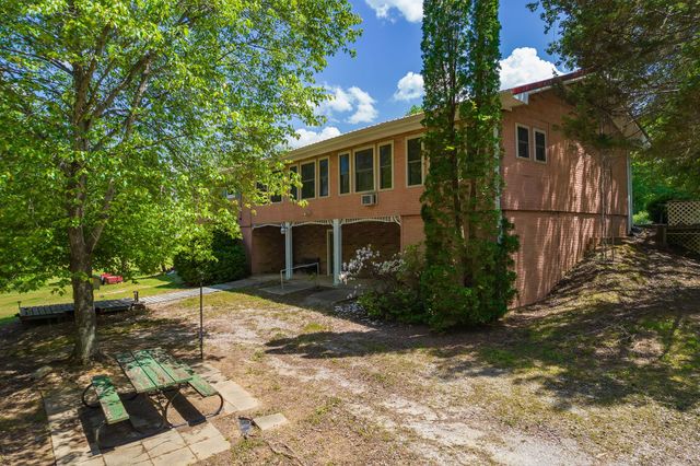 5280 Highway 100, W, Decaturville, TN 38329