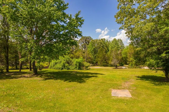 5280 Highway 100, W, Decaturville, TN 38329