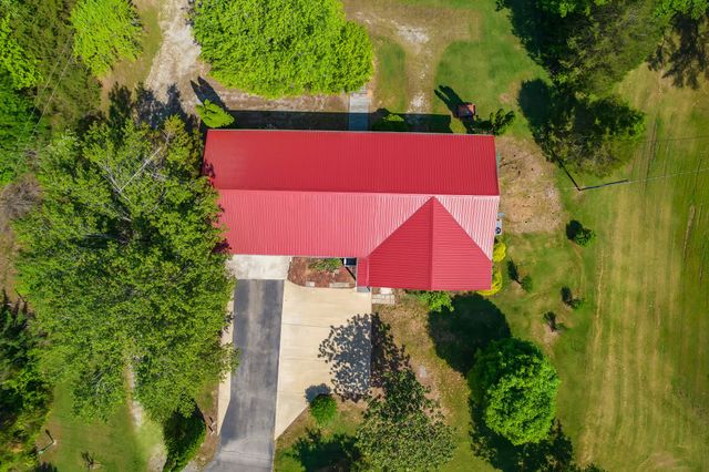 5280 Highway 100, W, Decaturville, TN 38329