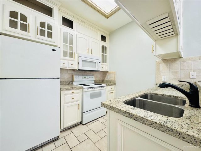 602 Buena Vista Drive, Weslaco, TX 78596