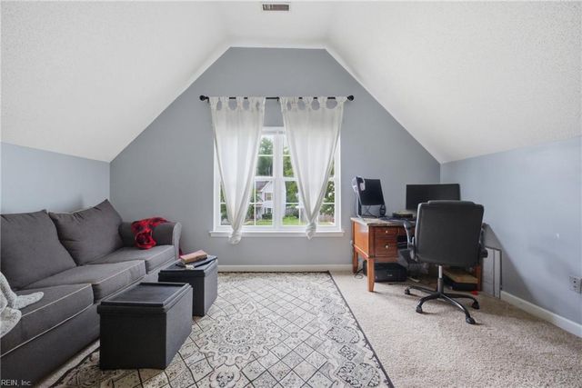349 Manning LN, Hampton, VA 23666