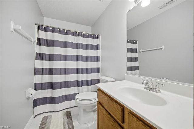 349 Manning LN, Hampton, VA 23666
