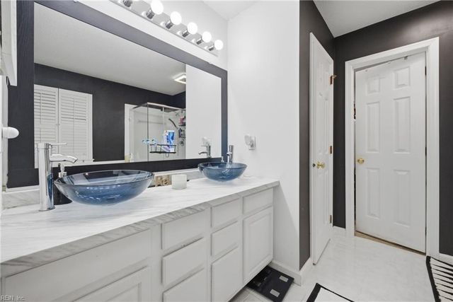 349 Manning LN, Hampton, VA 23666