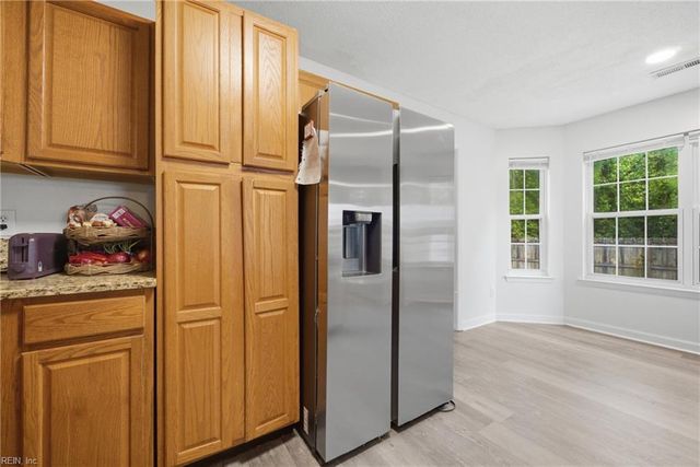 349 Manning LN, Hampton, VA 23666