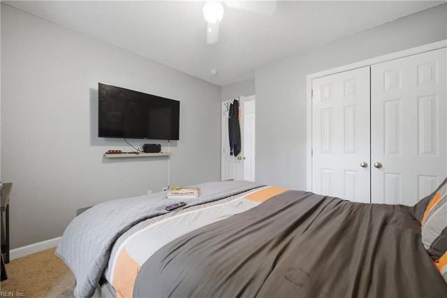 349 Manning LN, Hampton, VA 23666