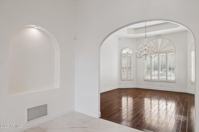 8303 N 61st Place, Paradise Valley, AZ 85253