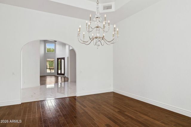 8303 N 61st Place, Paradise Valley, AZ 85253