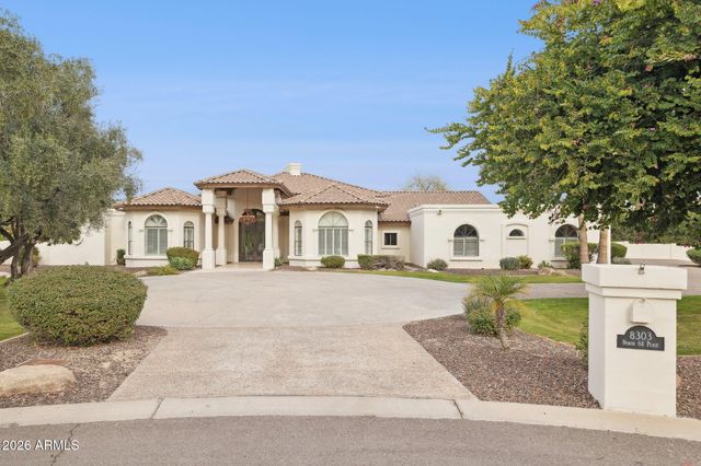 8303 N 61st Place, Paradise Valley, AZ 85253