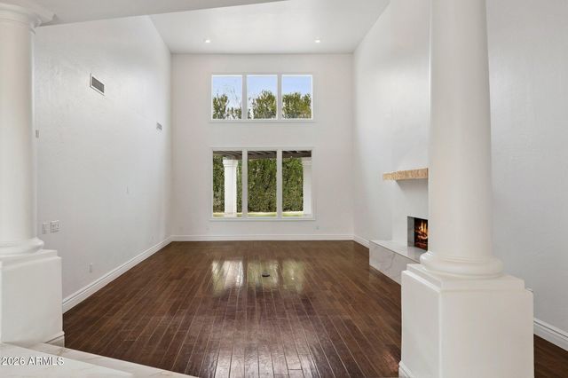 8303 N 61st Place, Paradise Valley, AZ 85253