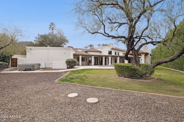 8303 N 61st Place, Paradise Valley, AZ 85253