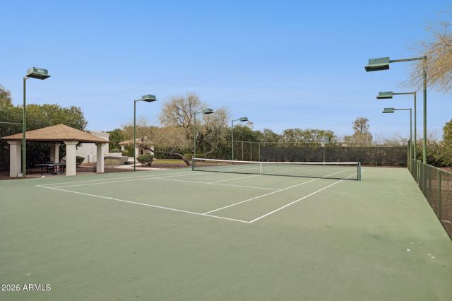 8303 N 61st Place, Paradise Valley, AZ 85253