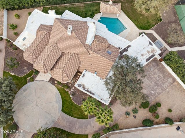 8303 N 61st Place, Paradise Valley, AZ 85253