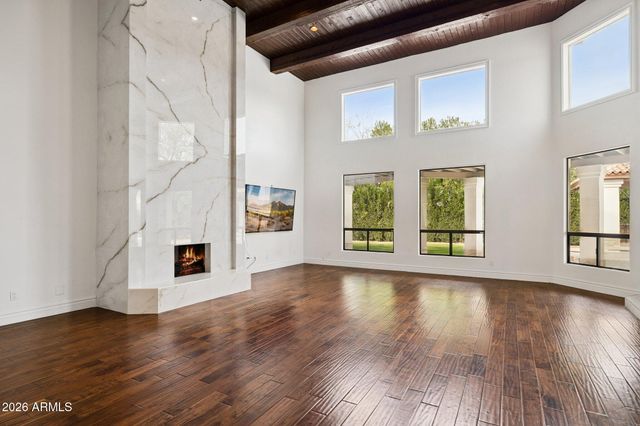 8303 N 61st Place, Paradise Valley, AZ 85253