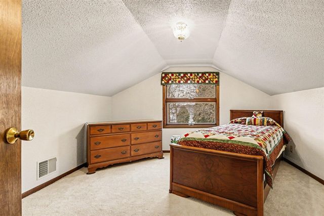 771 Beechwood Drive, Delton, MI 49046