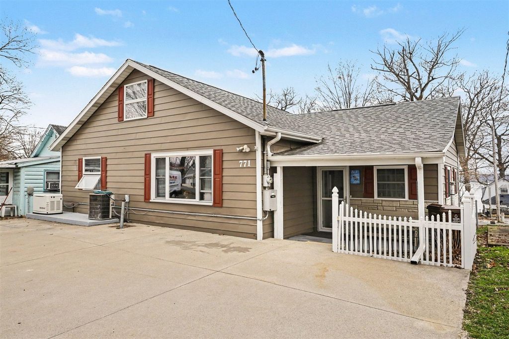 771 Beechwood Drive, Delton, MI 49046