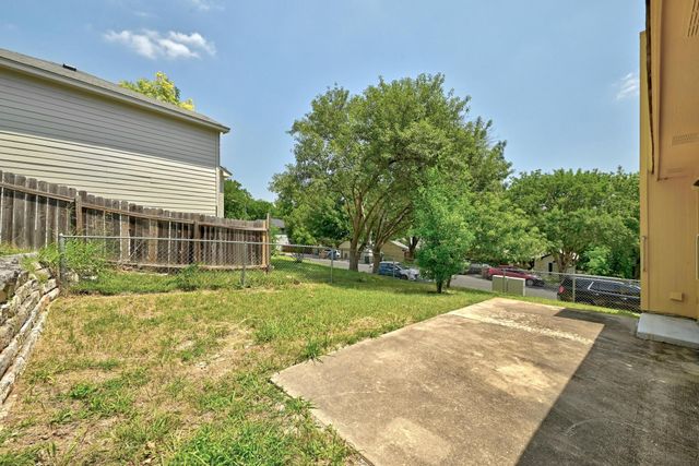 5000 Acorn Grove CT, Austin, TX 78744
