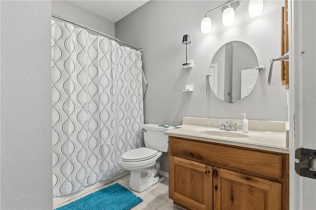 1425 West Villa Maria Road 103, Bryan, TX 77801
