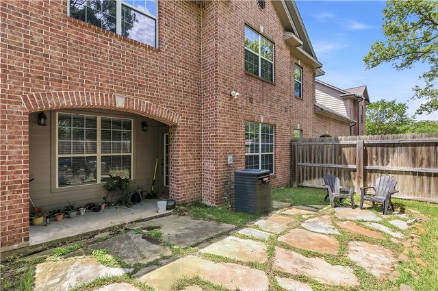 1425 West Villa Maria Road 103, Bryan, TX 77801