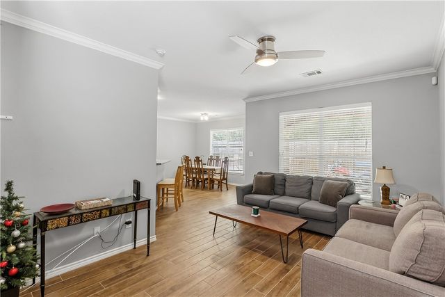1425 West Villa Maria Road 103, Bryan, TX 77801