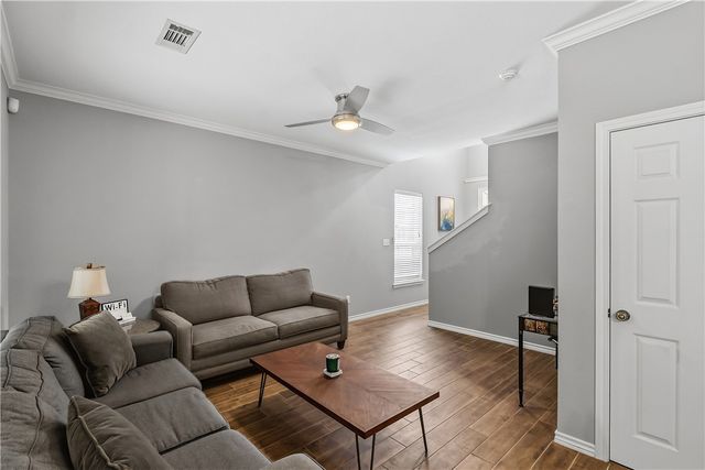 1425 West Villa Maria Road 103, Bryan, TX 77801