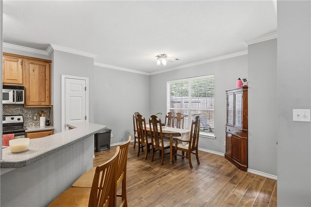 1425 West Villa Maria Road 103, Bryan, TX 77801