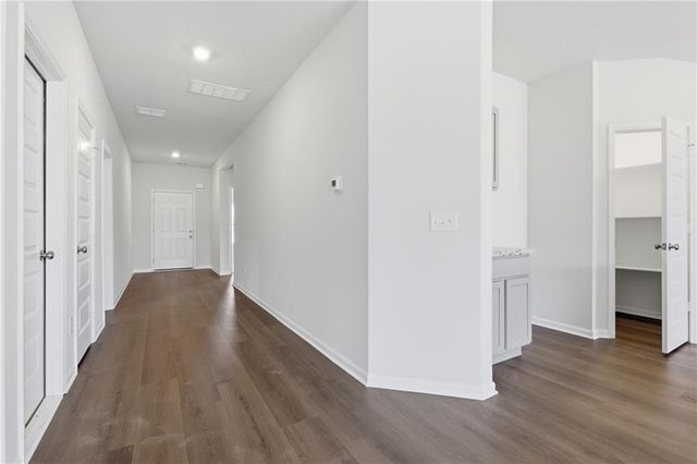 20214 W 195th Street, Spring Hill, KS 66083