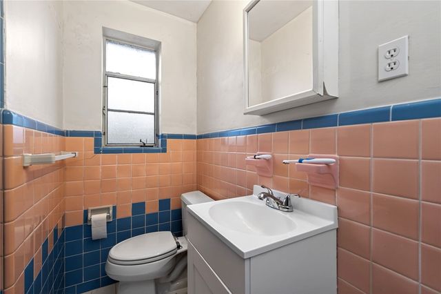 333 Castlewood Avenue, Dayton, OH 45405