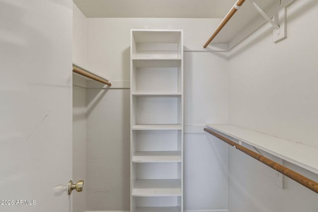 5625 W SUNNYSIDE Drive, Glendale, AZ 85304