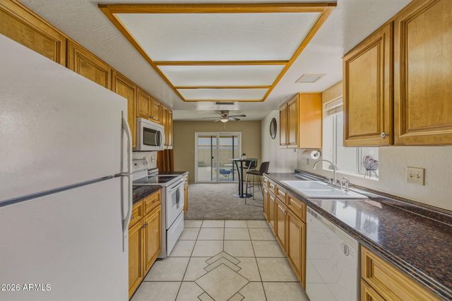 5625 W SUNNYSIDE Drive, Glendale, AZ 85304