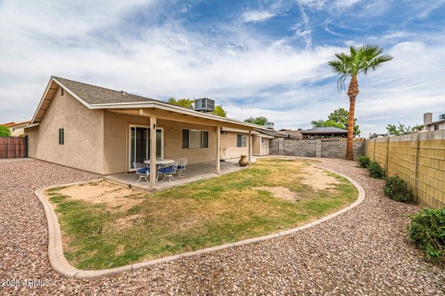 5625 W SUNNYSIDE Drive, Glendale, AZ 85304