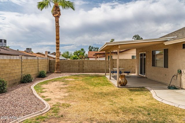 5625 W SUNNYSIDE Drive, Glendale, AZ 85304