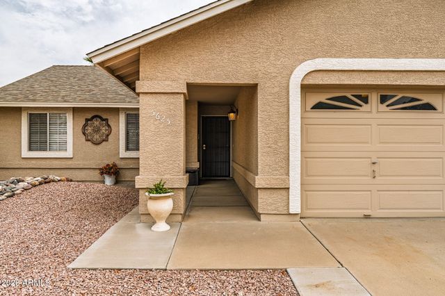 5625 W SUNNYSIDE Drive, Glendale, AZ 85304
