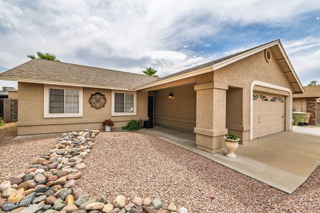 5625 W SUNNYSIDE Drive, Glendale, AZ 85304