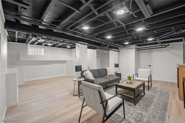 2206 Westminster Road, Cleveland Heights, OH 44118