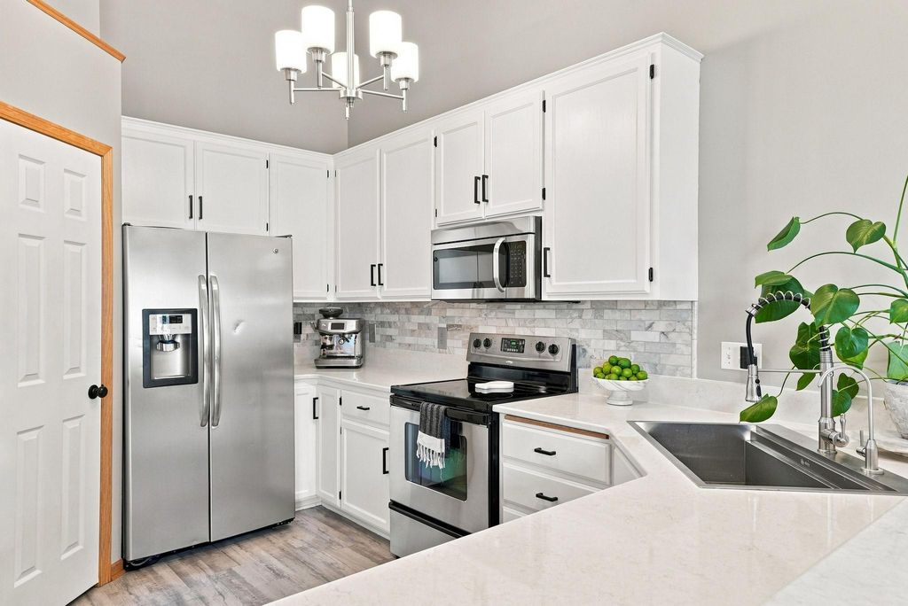 7606 Red Fox Trail, Greenfield, MN 55373 — photo 4