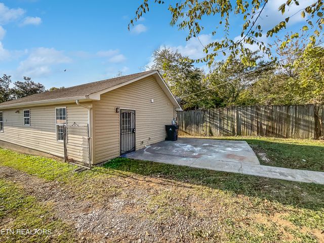 2517 Parkview Ave, Knoxville, TN 37914