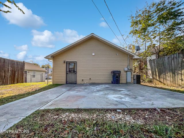 2517 Parkview Ave, Knoxville, TN 37914