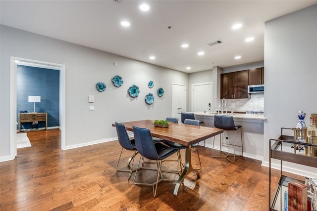 4319 Bowser Avenue 204, Dallas, TX 75219